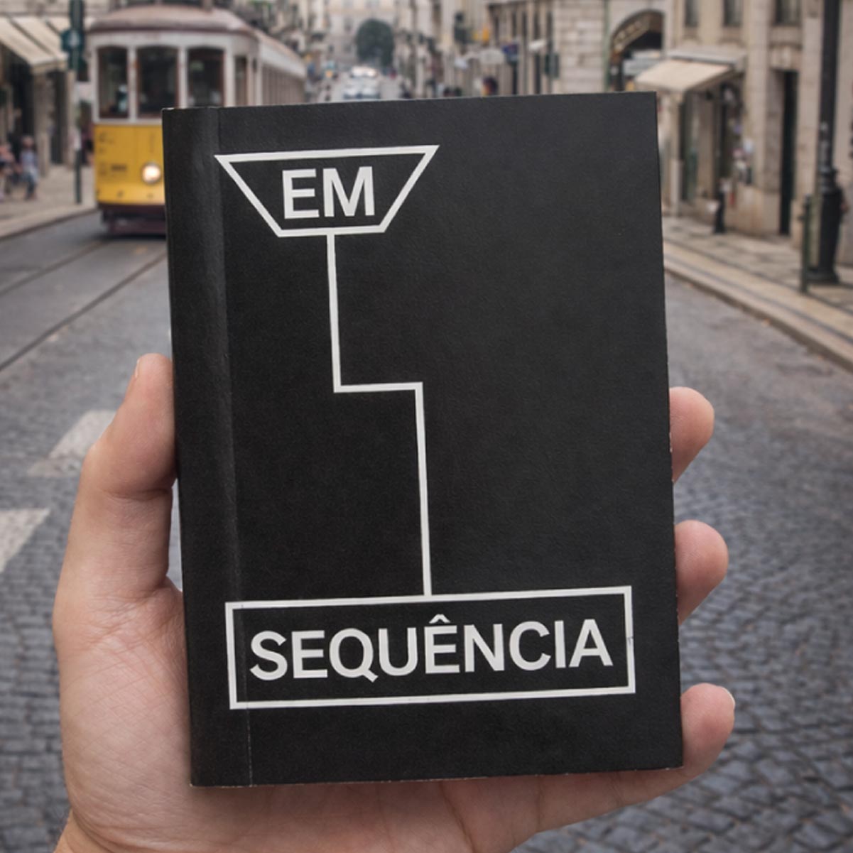 Em Sequência